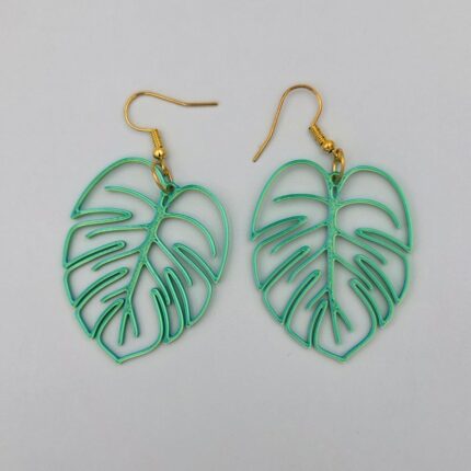 green-leaf-earrings